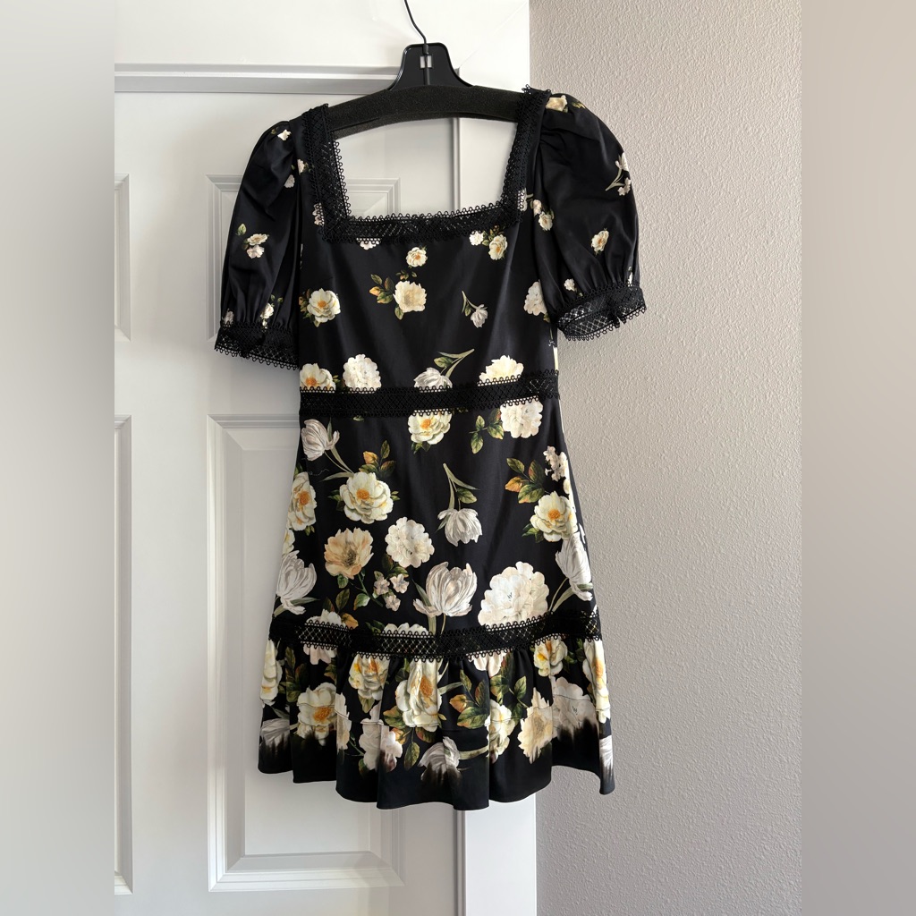 Alice + Olivia Wylie Floral Square Neck Puff Sleeve Dress (Brand New)